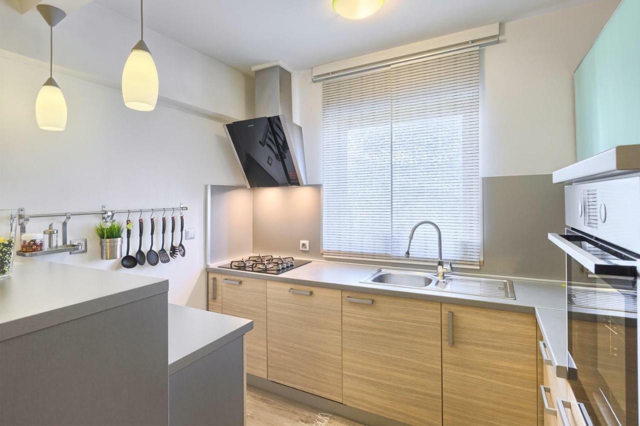 Active Apartment Pula Eksteriør billede