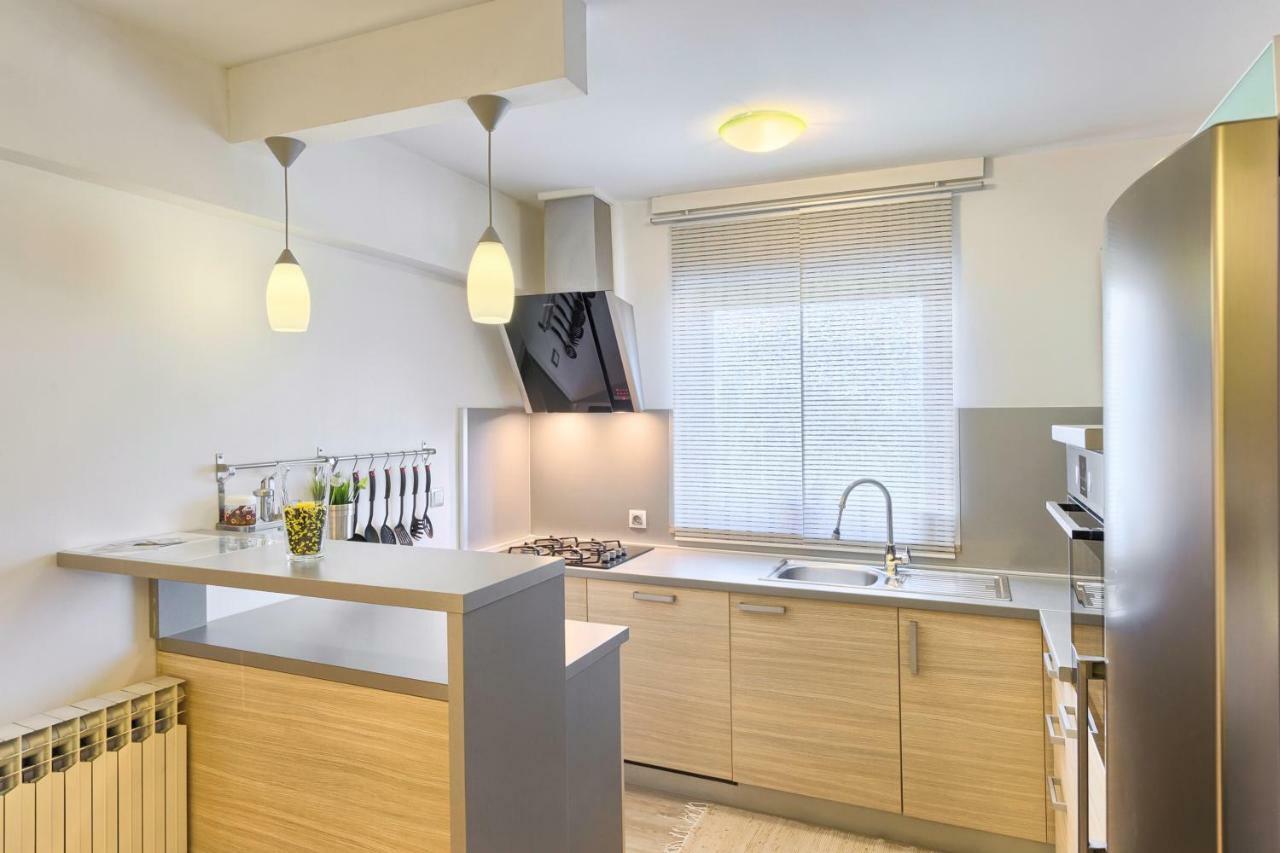 Active Apartment Pula Eksteriør billede